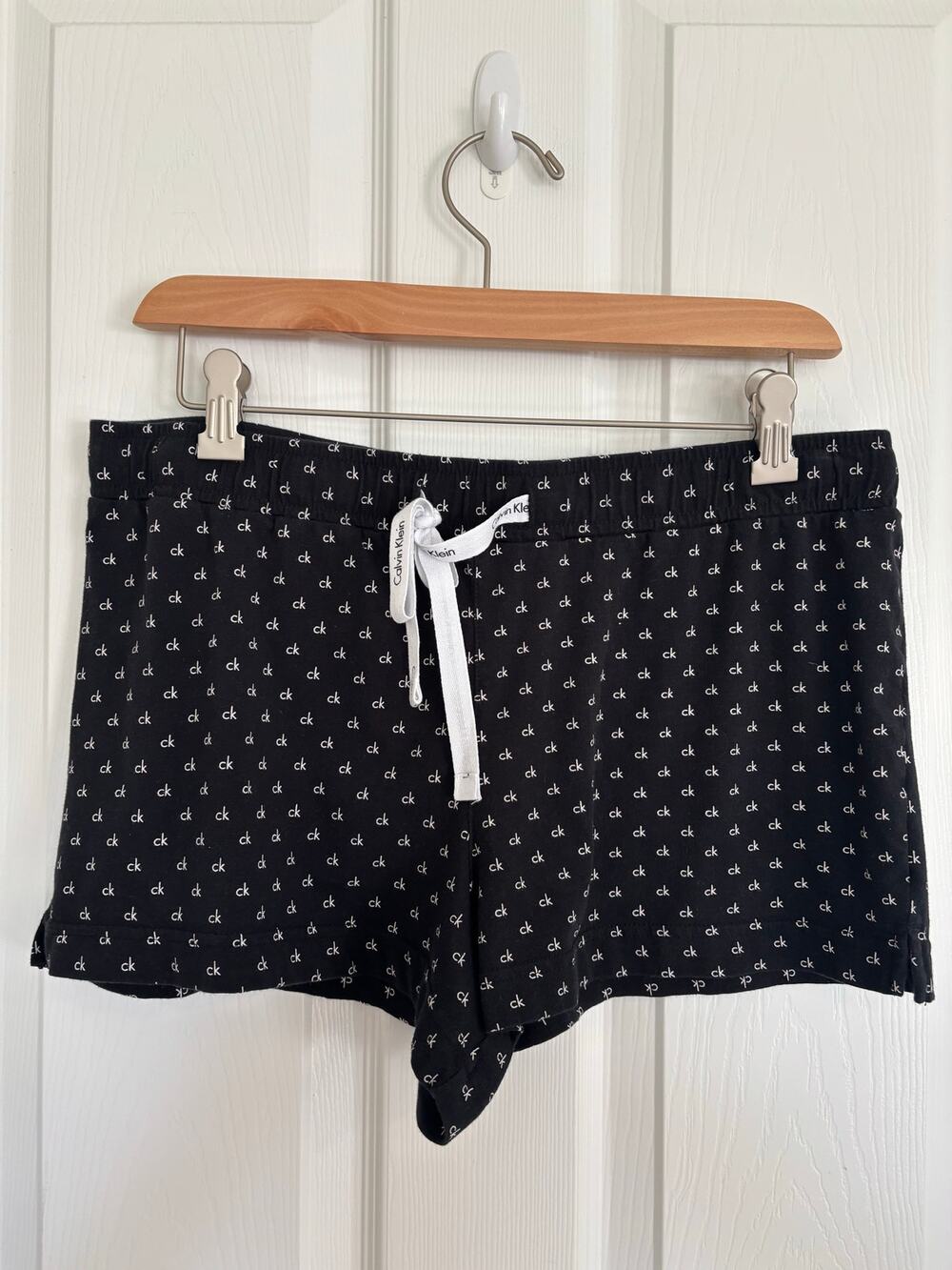 Calvin Klein Sleepwear Shorts Large Black & White Lounge